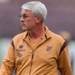 Odair Hellmann celebra virada e convoca torcida do Athletico-PR para jogo decisivo na Série B