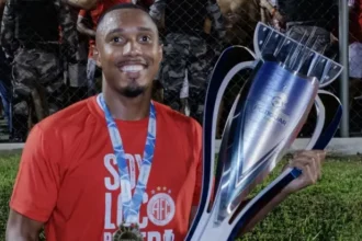 Ponte Preta fecha com atacante Hebert e negocia contratação do meia Cristiano