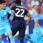 Estados Unidos faz 5 a 1 no Uruguai, apesar de gol de bicicleta de Arrascaeta
