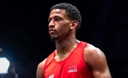 Yuri Falcão assina com Queensberry e combina boxe olímpico e profissional até 2028