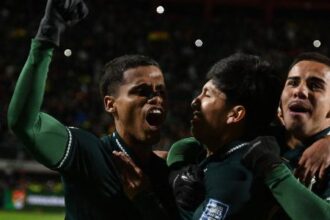 Bolívia e Suriname se enfrentam na repescagem mundial por vaga na Copa de 2026