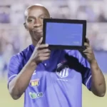 Aos 53 anos, Ditinho renova com a URT e disputará o Campeonato Mineiro de 2026