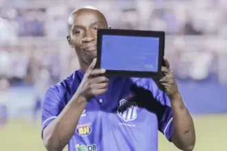 Aos 53 anos, Ditinho renova com a URT e disputará o Campeonato Mineiro de 2026
