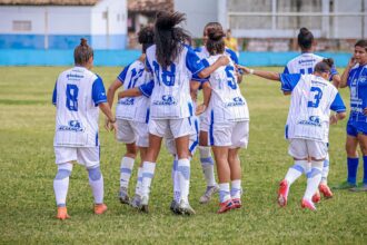 Confiança vence Olímpico por 26 a 0 e avança às semifinais do Estadual Feminino