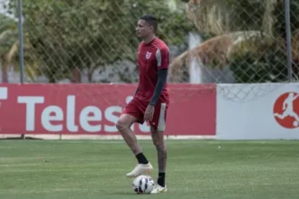 CRB leva equipe principal a Novo Horizonte para fechar Série B com vitória