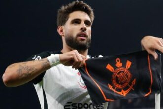 Corinthians supera São Paulo por 3 a 1 no Majestoso e iguala pontos do rival