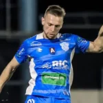 Marília confirma retorno do volante Kriguer e fecha elenco em 23 jogadores para a Série A3 de 2026