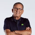 Galvão Bueno deixa hospital após uma semana internado por pneumonia viral