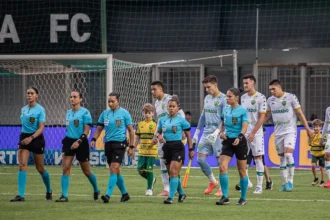 Criciúma enfrenta Cuiabá e depende de vitória para confirmar acesso à Série A
