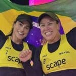 Carol Solberg celebra prisão de Jair Bolsonaro após conquistar bronze no Mundial de vôlei de praia
