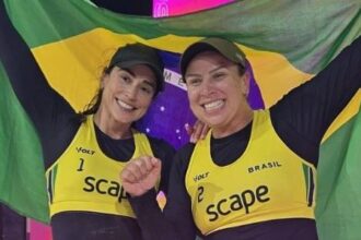 Carol Solberg celebra prisão de Jair Bolsonaro após conquistar bronze no Mundial de vôlei de praia