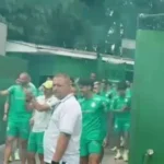 Torcida do Palmeiras faz festa de despedida antes da final da Libertadores