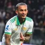 Roma supera Cremonese e assume a liderança isolada do Italiano