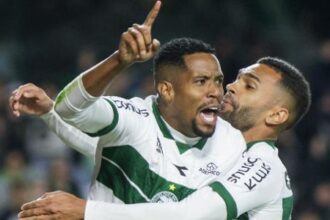 Coritiba vence a Série B 2025 e se isola como maior campeão da 2ª divisão