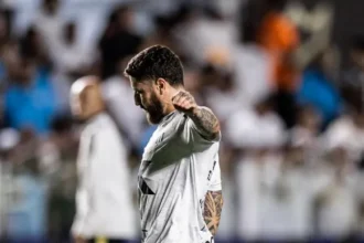 Internacional e Santos duelam no Beira-Rio em confronto direto contra o Z-4