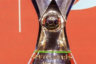 Troféu do Brasileirão não será levado à Arena MRV apesar de chance de título do Flamengo