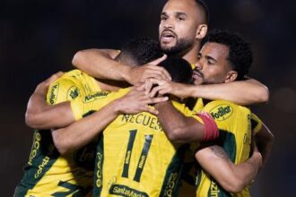Mirassol domina Ceará por 3 a 0 e segue sem perder em casa no Brasileirão