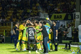 Mirassol estende invencibilidade no Maião e Santos arranca empate com o Internacional