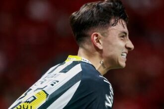 Nove jogos da 35ª rodada do Brasileirão já foram disputados; Inter empata com Santos