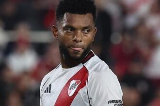 River Plate corre risco de ficar fora da Libertadores e torce por título de rivais