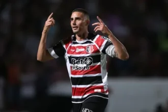 Thiago Galhardo aciona CNRD e pede rescisão com o Santa Cruz por atrasos salariais
