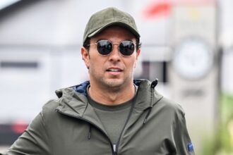 Sergio Pérez relata “intrigas” nos bastidores da Red Bull e última conversa com Horner