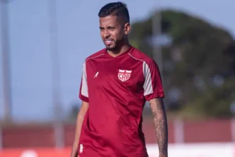 CRB renova contrato do lateral-direito Weverton até 2026