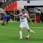 Botafogo-SP inicia reformulação e anuncia saídas de Jean Victor e João Carlos