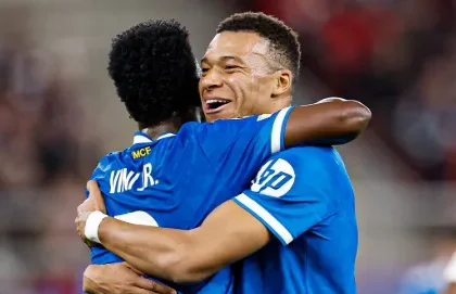 Mbappé destaca atuação de Vinícius Júnior após triunfo do Real Madrid na Champions