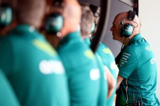 Reorganização da Aston Martin na Fórmula 1 pode ser provisória, aponta reportagem
