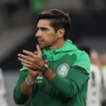 Abel Ferreira confirma que seguirá no Palmeiras e acerta renovação até 2027