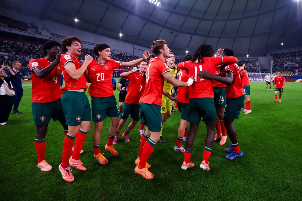Portugal supera Áustria e ergue seu primeiro título da Copa do Mundo Sub-17