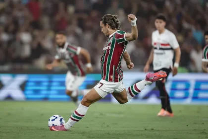 Quinta-feira de goleadas e definição de títulos: veja os placares do dia no Brasil e no exterior