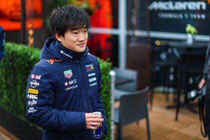 Yuki Tsunoda diz que definição de seu futuro na F1 “a maioria já sabe”
