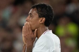 São Paulo reencontra Abel Braga quatro anos após goleada no Morumbis