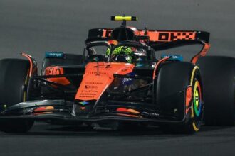 Red Bull se desculpa por insinuar que Antonelli facilitou ultrapassagem de Norris