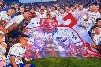 Nacional conquista 50º título uruguaio e homenageia zagueiro Juan Izquierdo