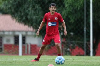 Dragão anuncia meia Lorran, ex-Atlético-MG, para a temporada 2026