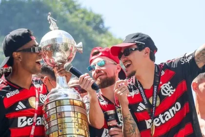 Flamengo enfrenta sequência decisiva de jogos no Brasileirão e na Copa Intercontinental