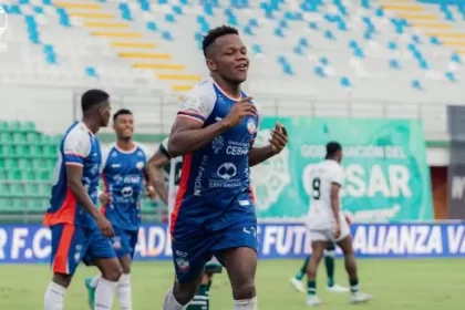Operário-PR acerta detalhes finais para contratar o atacante colombiano Edwin Torres