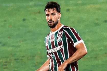 Fluminense visita Grêmio em busca de vaga direta na fase de grupos da Libertadores