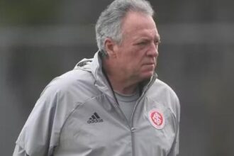 Inter recebe Red Bull Bragantino e precisa vencer para escapar do rebaixamento