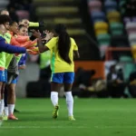 Brasil goleia Portugal por 5 a 0 e encerra 2025 em alta