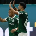 Atlético-MG e Palmeiras duelam em jogo adiado que mantém Verdão na briga pelo título