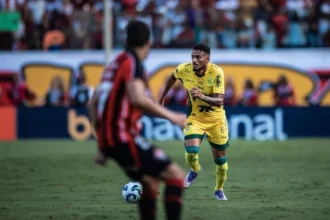 Reinaldo destaca trabalho do Mirassol após garantir vaga direta na Libertadores 2026