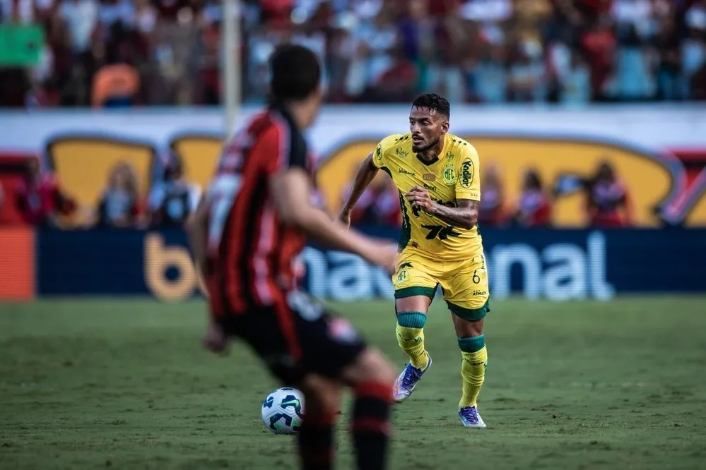 Reinaldo destaca trabalho do Mirassol após garantir vaga direta na Libertadores 2026