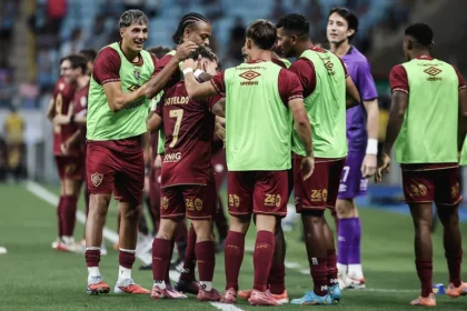 Fluminense e Bahia decidem vaga direta na fase de grupos da Libertadores no Maracanã
