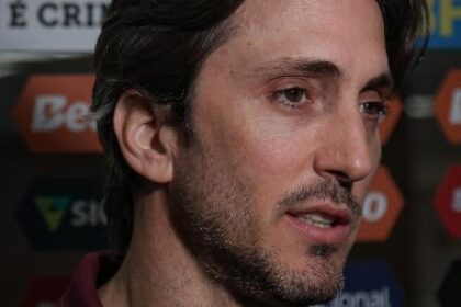 Comentaristas apontam Fluminense de Zubeldía como exemplo defensivo e debatem bastidores de grandes clubes