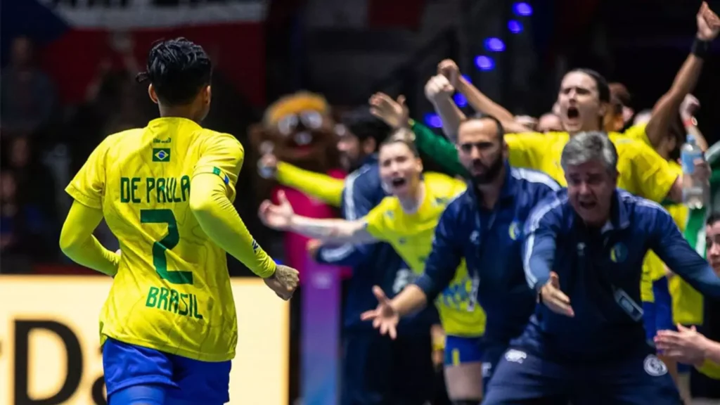 Brasil bate Coreia do Sul e lidera Grupo 4 no Mundial feminino de handebol