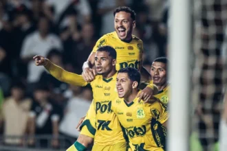 Mirassol vence Vasco, assegura 4º lugar no Brasileirão e ingressa direto na Libertadores de 2026